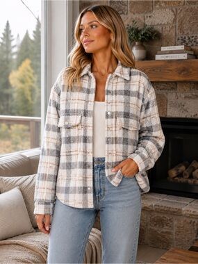 ABERCROMBIE & FITCH Plaid Sherpa Teddy Shacket Jacket Gray Cream Size S